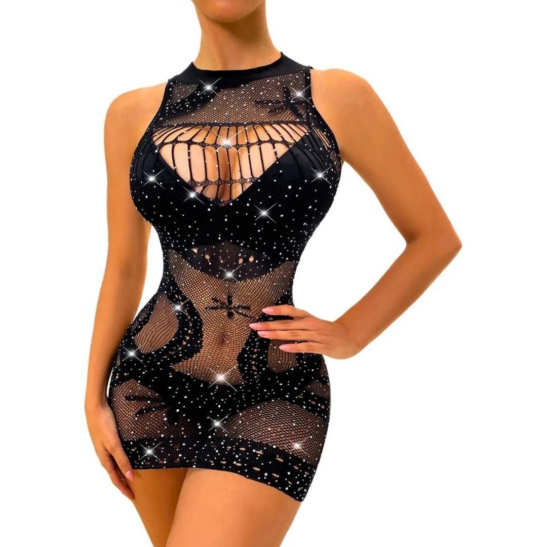 Lingerie arrastão com strass para valorizar suas curvas