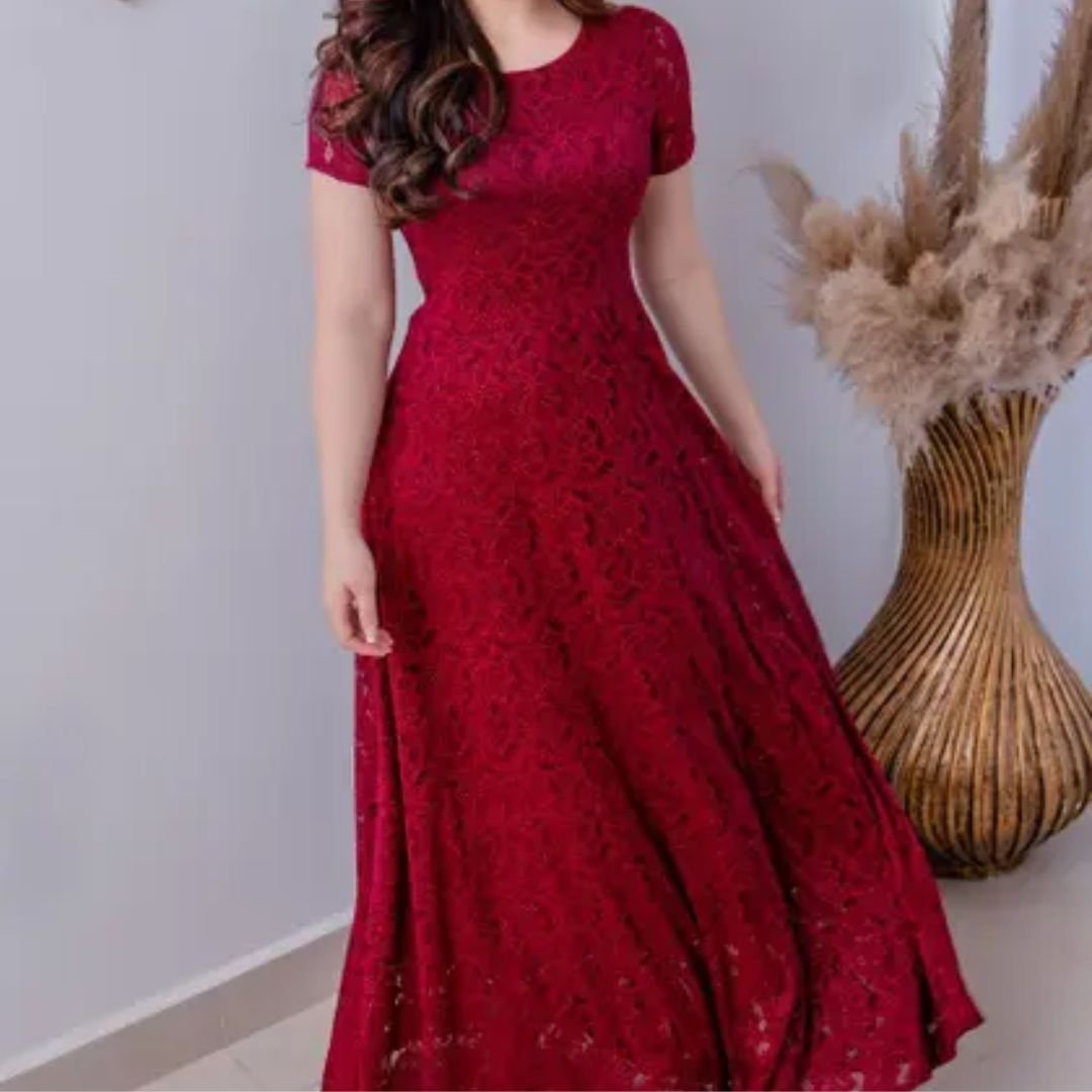 Vestido Longo Romântico que Valoriza Sua Presença em Qualquer Evento