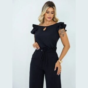 conjunto social feminino com calça pantalona e blusa elegante
